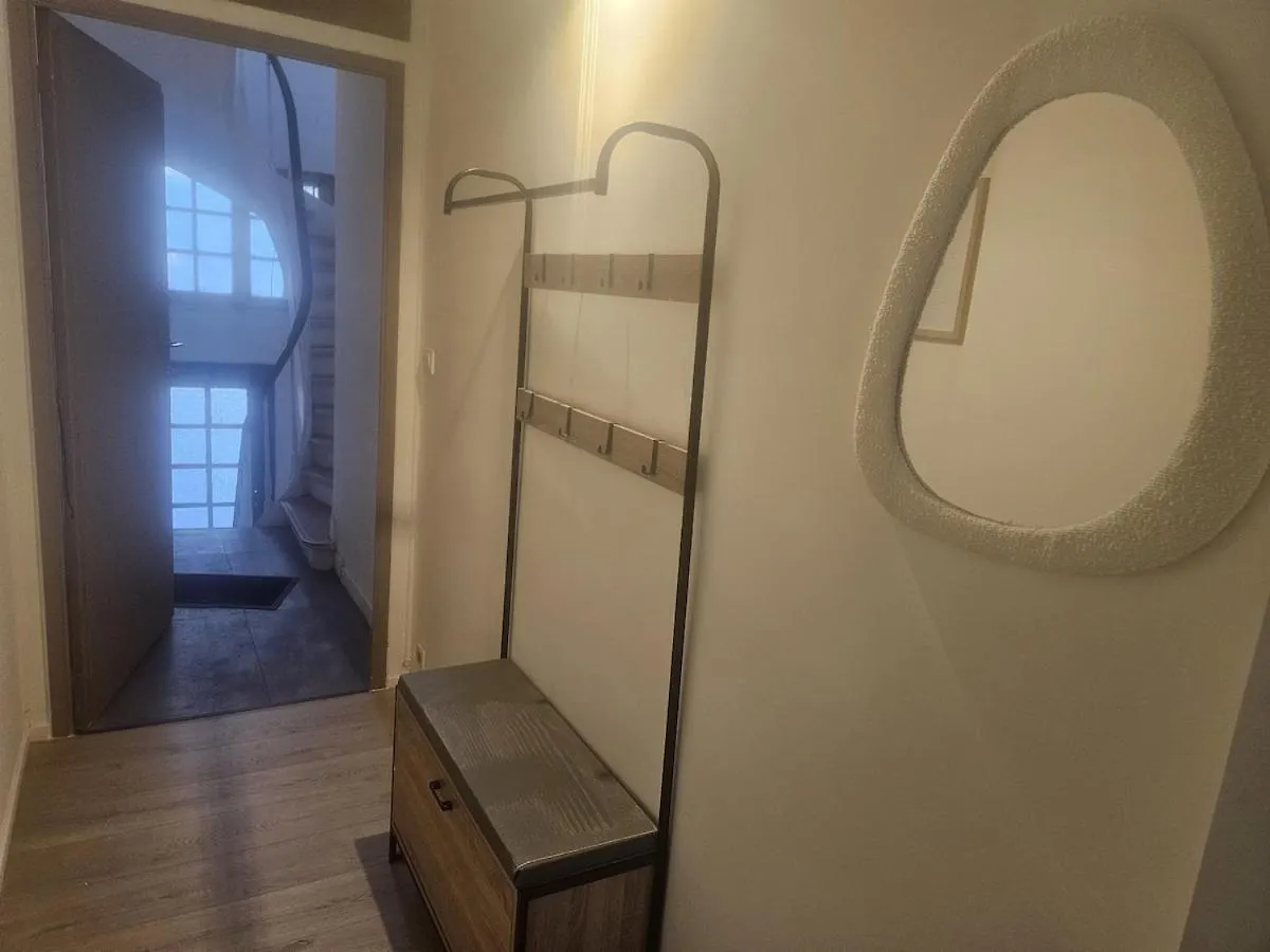 Апартаменты Cozy Studio Louisa #4 Брюссель